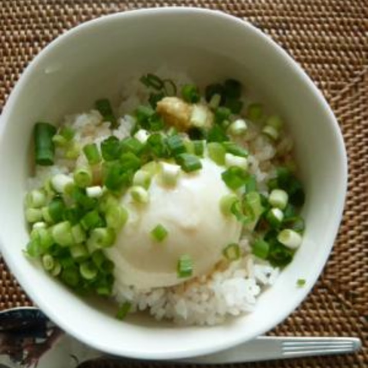 温泉卵丼